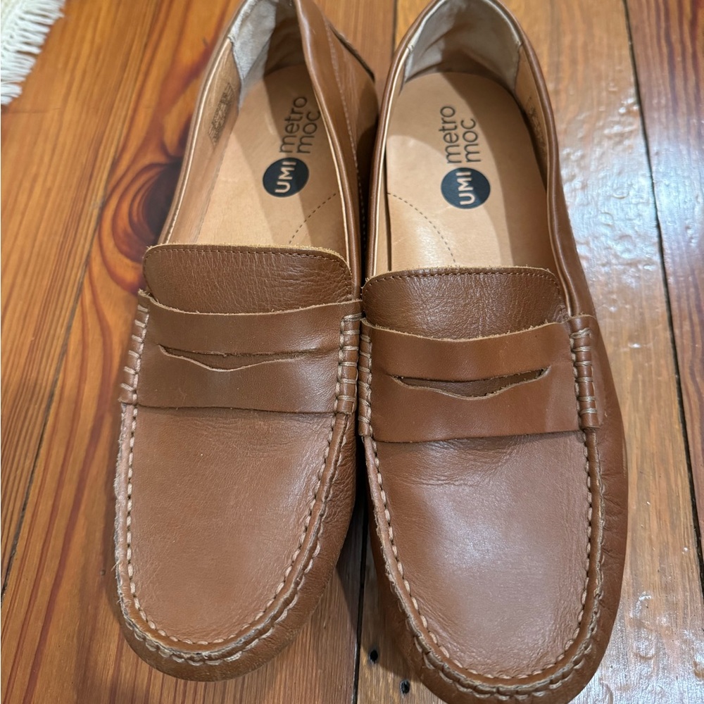 UMI leather metro moc dress shoes size 8